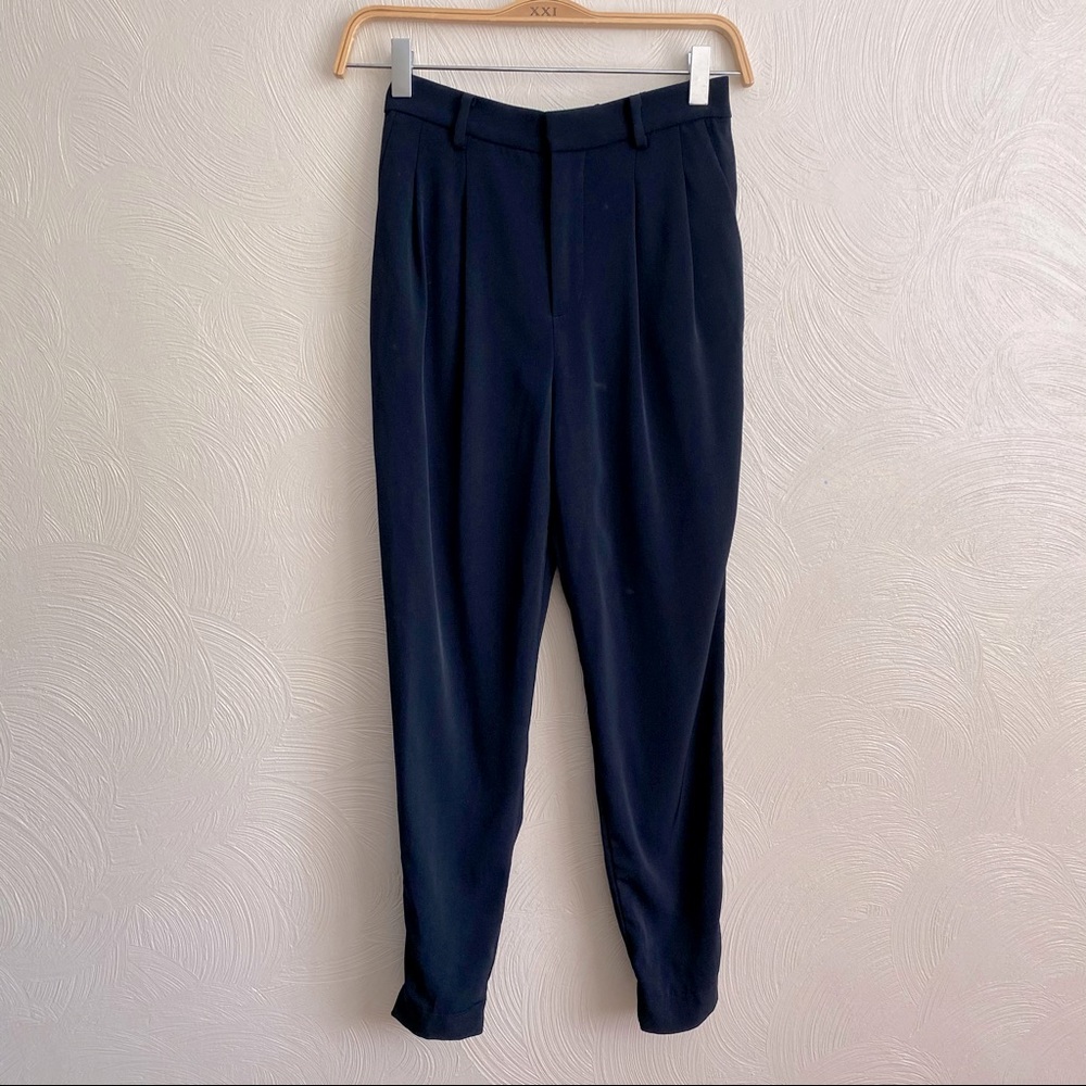UNIQLO Navy Dress Pants Women Jogger Style